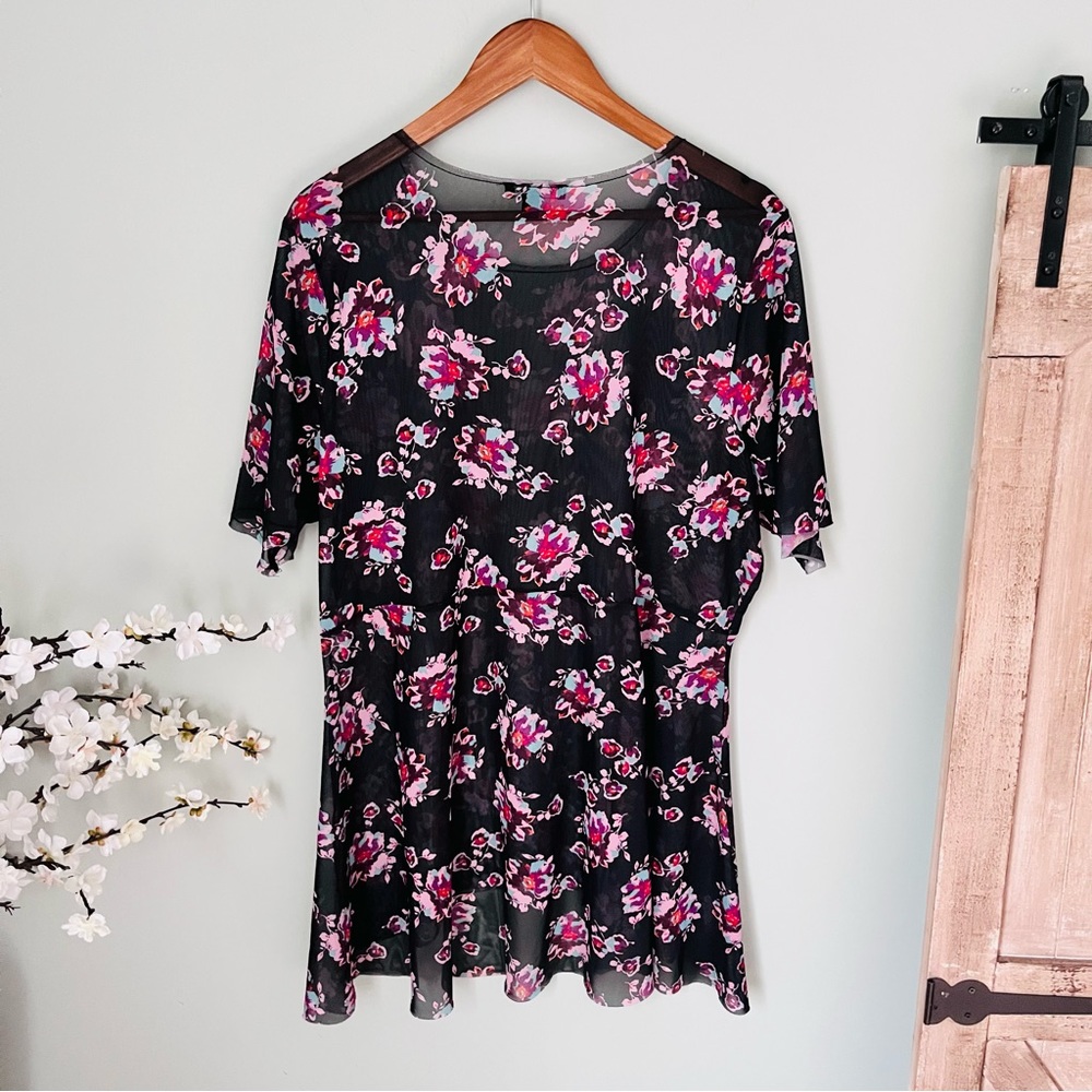 Lane Bryant Floral Mesh Peplum Top Size 18/20 - Picture 4 of 5